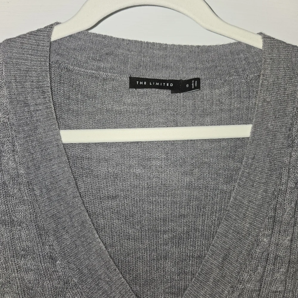 The Limited Gray V-Neck Casual Knit Sweater - Picture 2 of 7